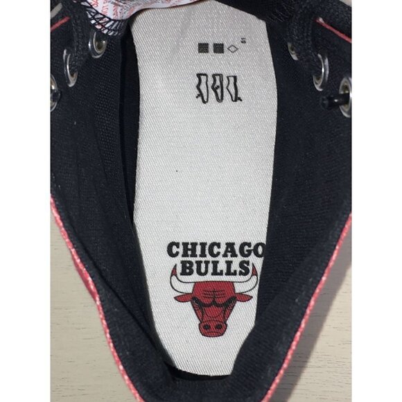 ?RARE Chuck Taylor SAMPLE All Star NBA Chicago Bulls 72-10 Michael Jordan…